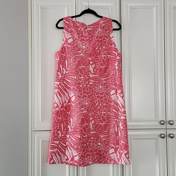 NWT PAPPAGALLO | Embroidered Scuba Sheath - Picture 5 of 6